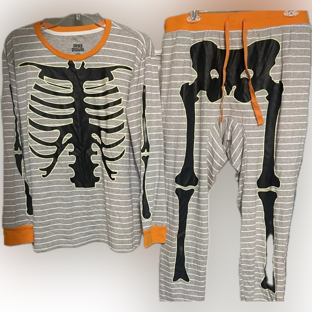 Glow-in-the-dark Skeleton top & bottom by Under Disguise NEW with TAGS